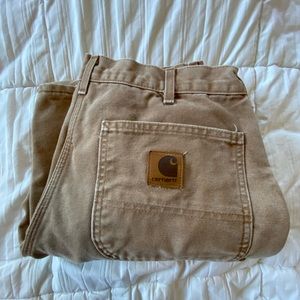 Mens 32x30 tan Carhartt pants.  Flannel lined heavy duty pants. Good used cond.